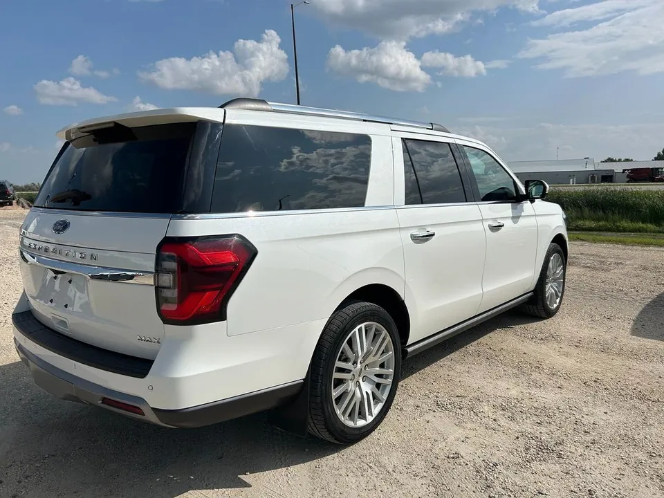 Ford Expedition 2023 photo 4