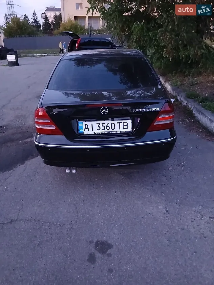 Mercedes-Benz C-Class 2005 photo 4