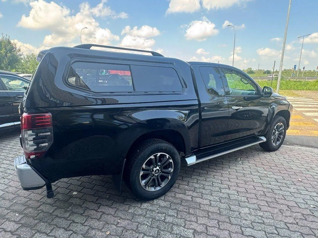 Mitsubishi L200 2021 photo 5