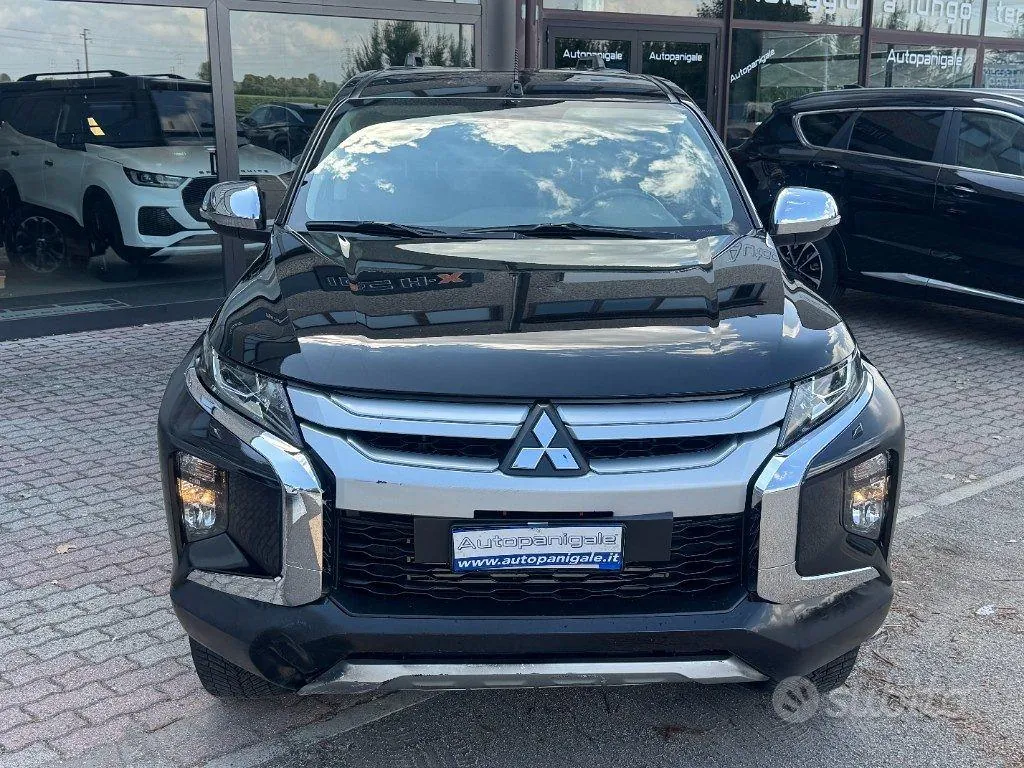 Mitsubishi L200 2021 photo 2