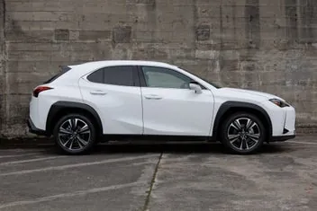 Lexus Ux 300H 2026 photo 4