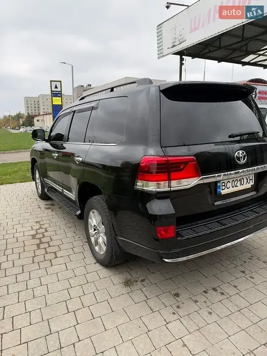 Toyota Land Cruiser 2020 photo 4