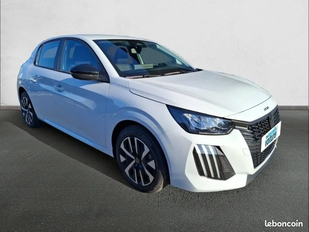 Peugeot 208 2025 photo 3
