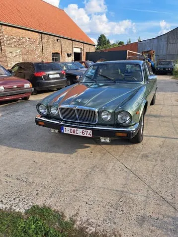 Jaguar Xj12
