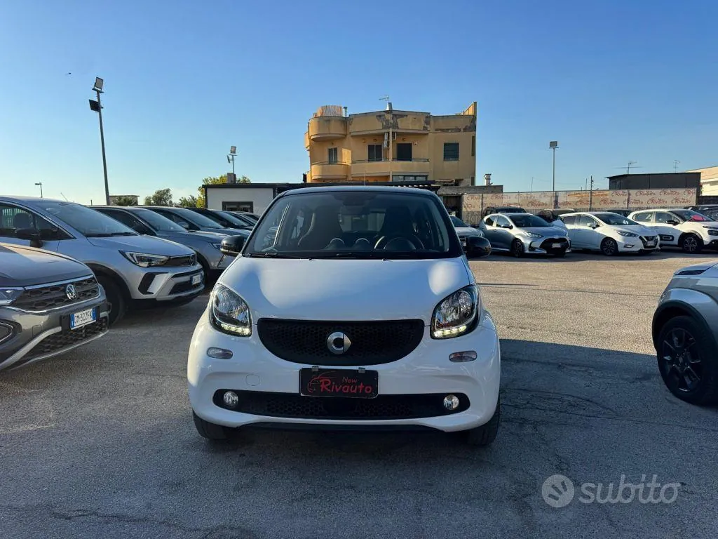Smart Forfour 2018 photo 2