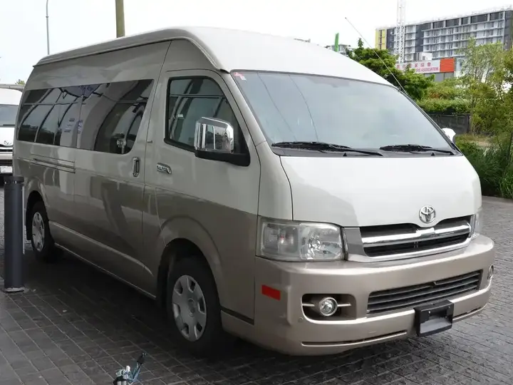 Toyota Hiace 2006 photo 3