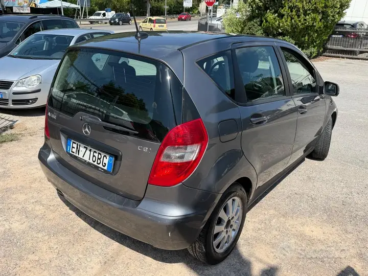 Mercedes-Benz A 180 Cdi Elegance 2010 photo 5