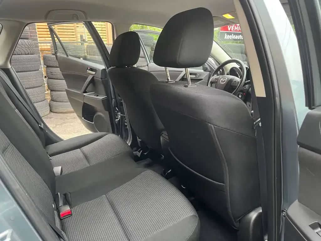 Mazda 3 2012 photo 4