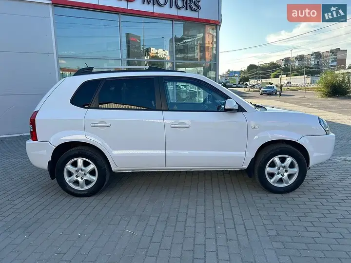 Hyundai Tucson 2009 photo 4