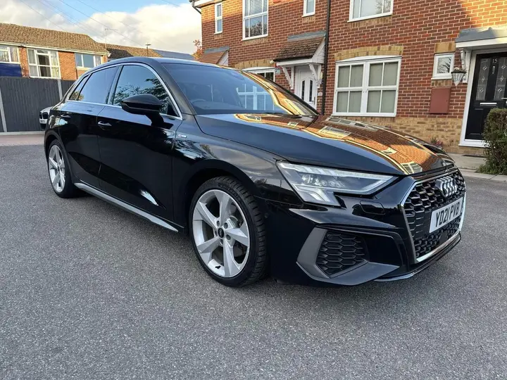 Audi A3 Sportback 2021 photo 3
