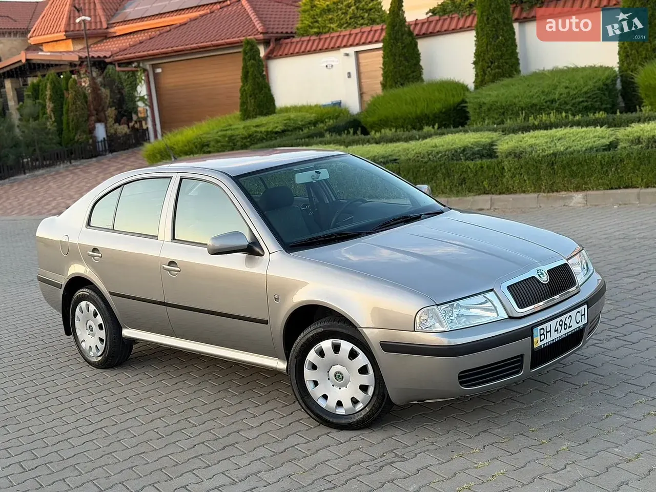 Skoda Octavia 2008 photo 2