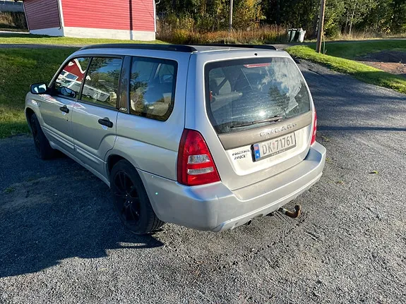 Subaru Forester 2004 photo 4