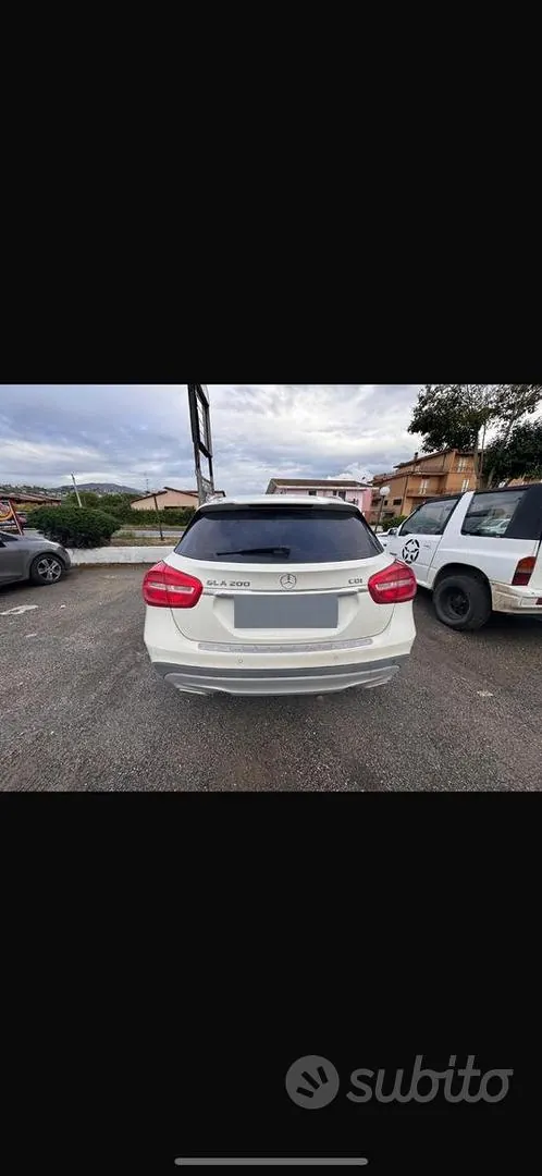 Mercedes-Benz Gla 2014 photo 2