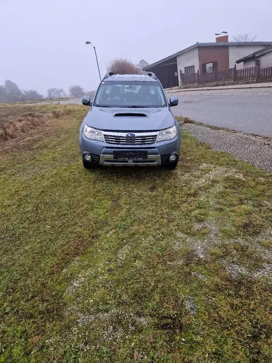Subaru Forester 2009 photo 2