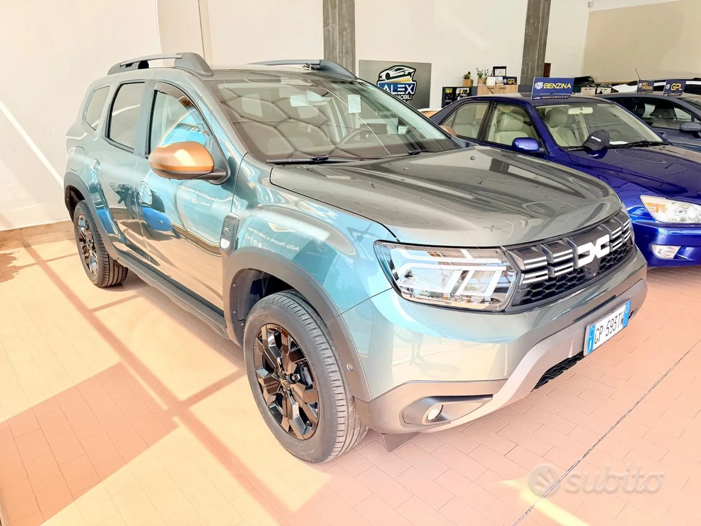 Dacia Duster 2023 photo 2