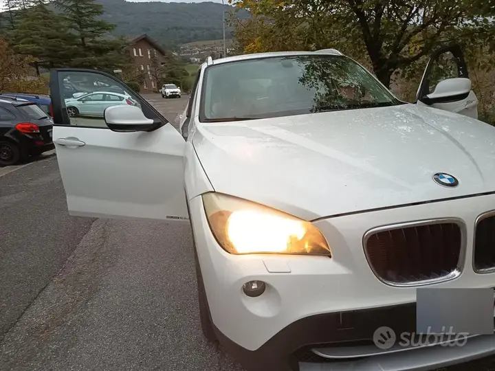 BMW X1 2012 photo 3