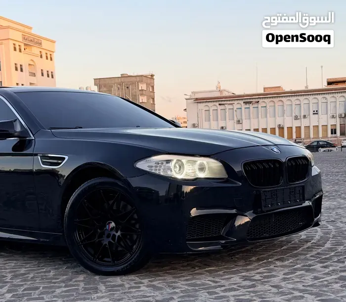 BMW 5 Series 2011 photo 4