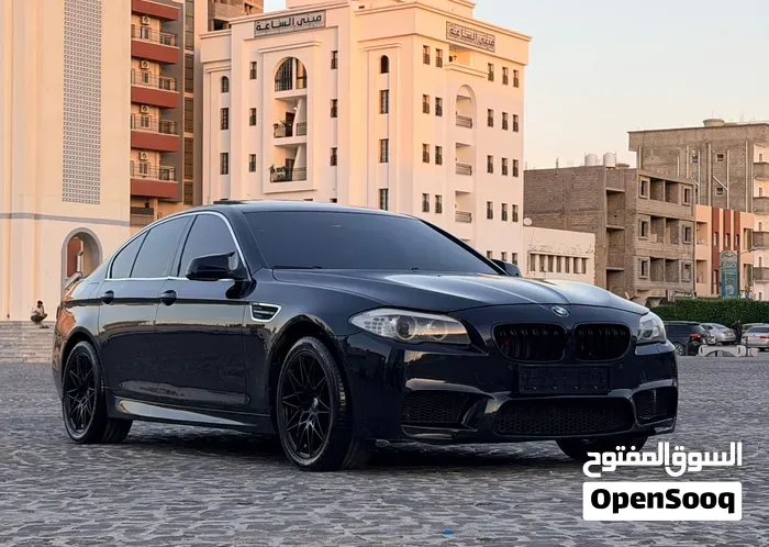 BMW 5 Series 2011 photo 3