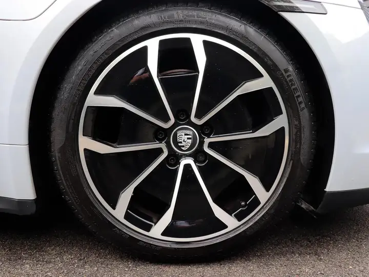 Porsche Taycan 2022 photo 4