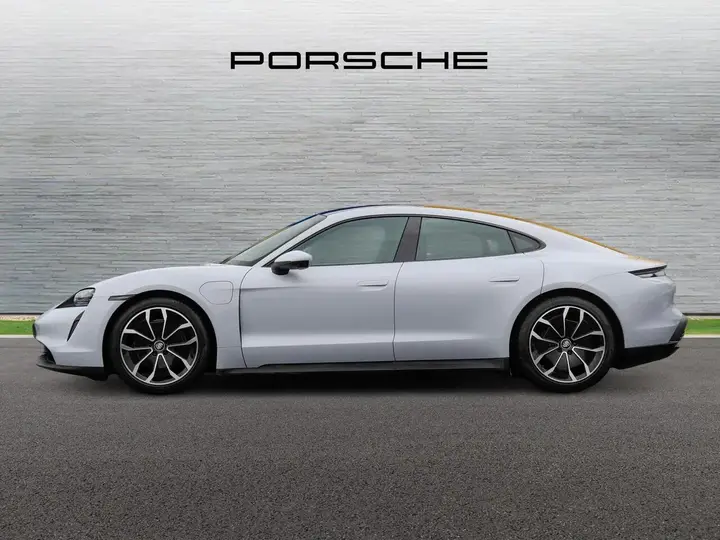 Porsche Taycan 2022 photo 5