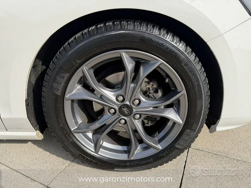 Ford Focus 2021 photo 4