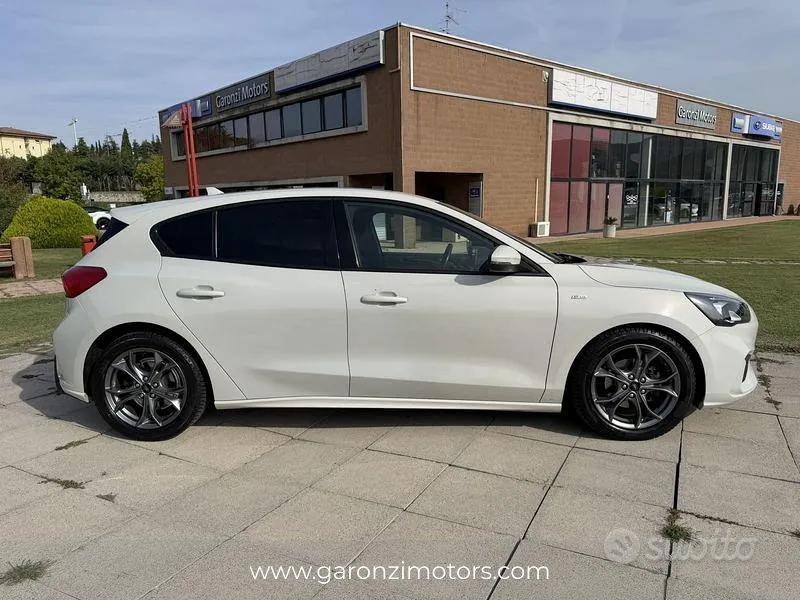Ford Focus 2021 photo 5