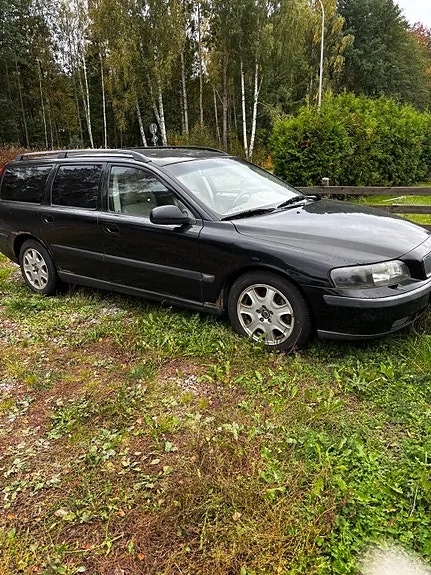 Volvo V70 2002 photo 2