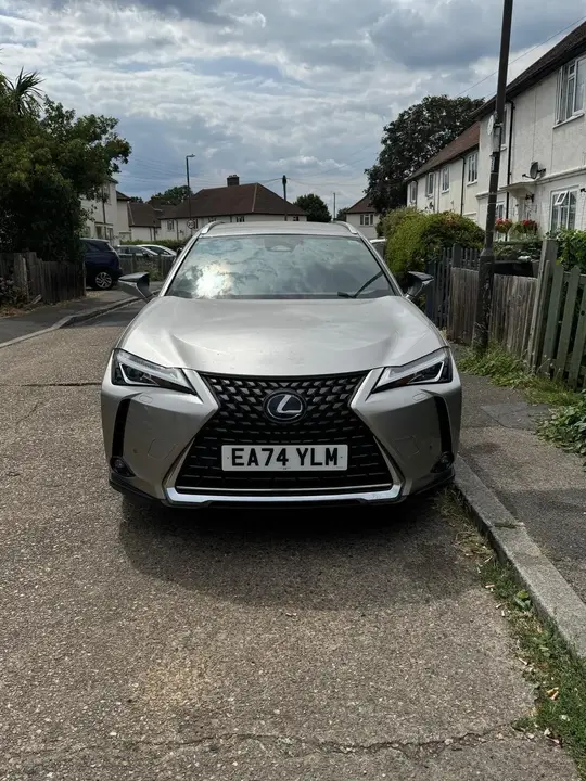 Lexus Ux 2024 photo 2