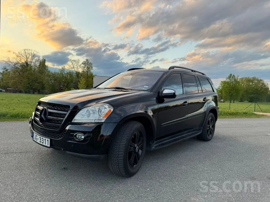 Mercedes-Benz Gl550