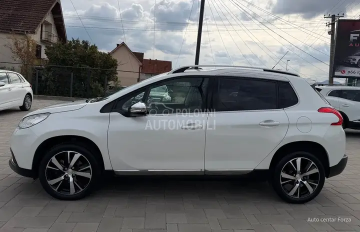 Peugeot 2008 2016 photo 3