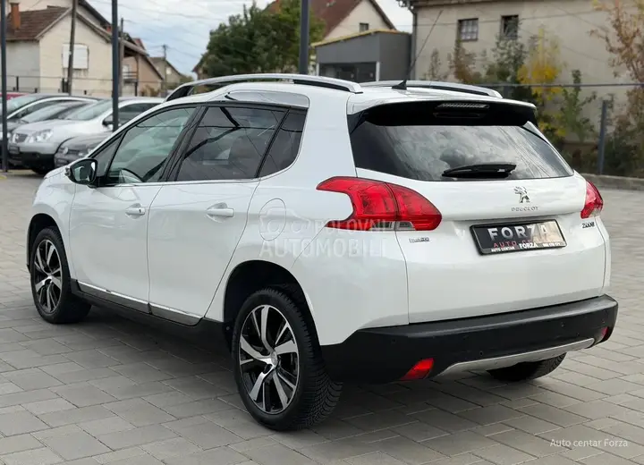 Peugeot 2008 2016 photo 4