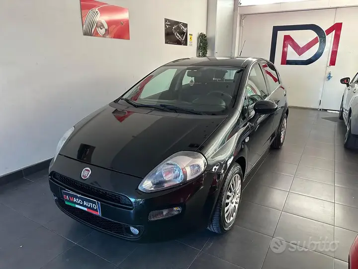 Fiat Punto 2015 photo 2