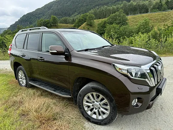 Toyota Land Cruiser 2018 photo 5