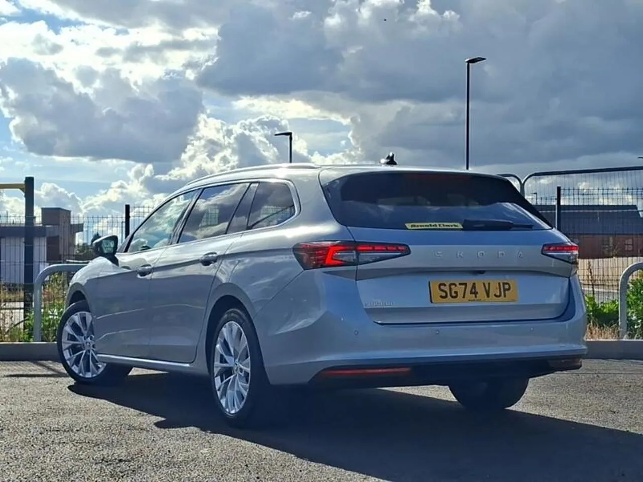 Skoda Superb 2024 photo 2