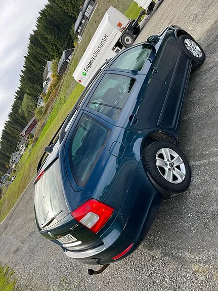 Skoda Octavia 2012 photo 3