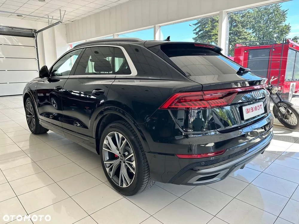 Audi Q8 2023 photo 3