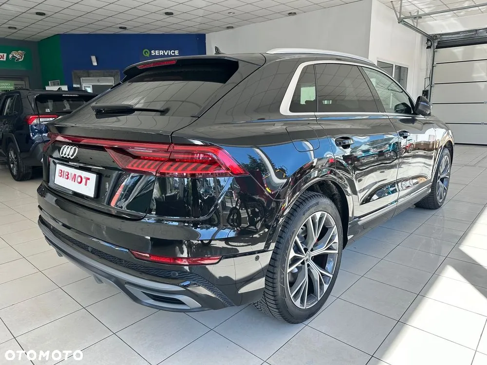 Audi Q8 2023 photo 5