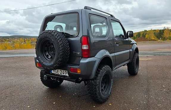 Suzuki Jimny 2006 photo 3
