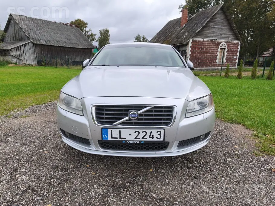 Volvo S80