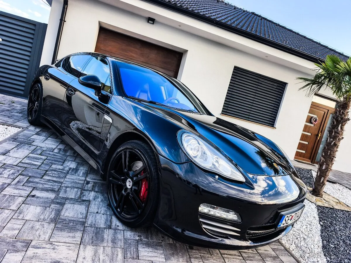 Porsche Panamera 2010 photo 2