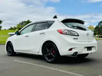 Mazda Axela 2012 photo 4