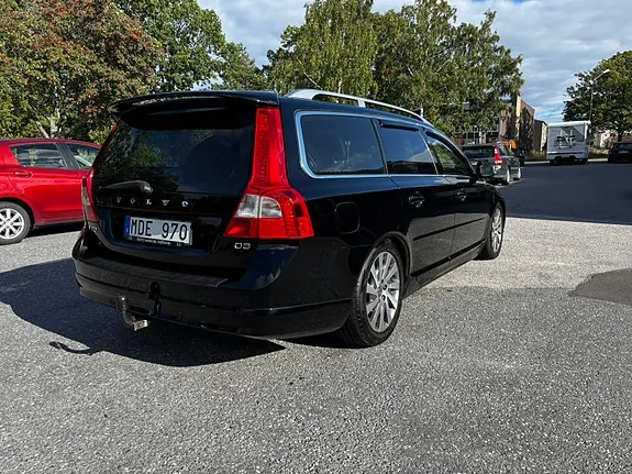 Volvo V70 2012 photo 5
