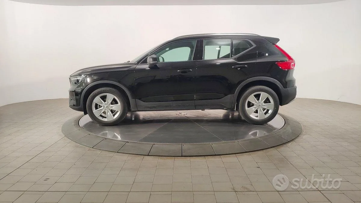 Volvo Xc40 2022 photo 4