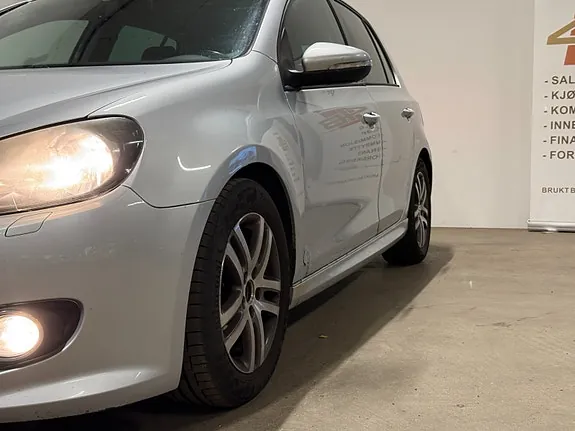 Volkswagen Golf 2011 photo 4