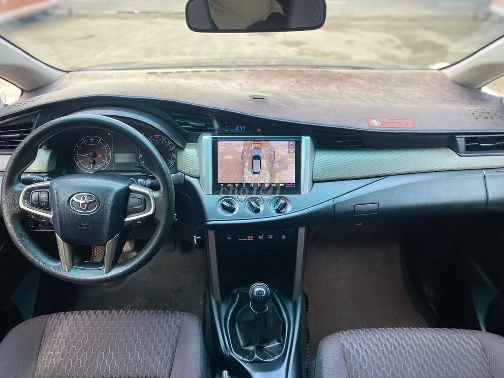 Toyota Innova 2024 photo 4
