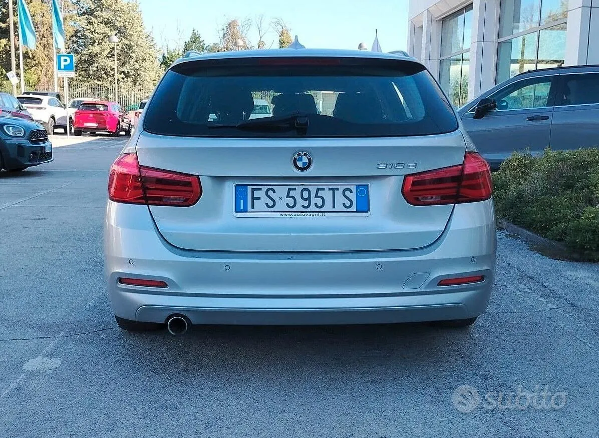 BMW 3 Series 2018 photo 3