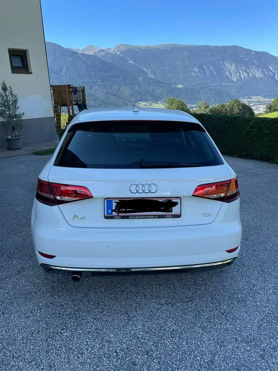 Audi A3 2018 photo 3