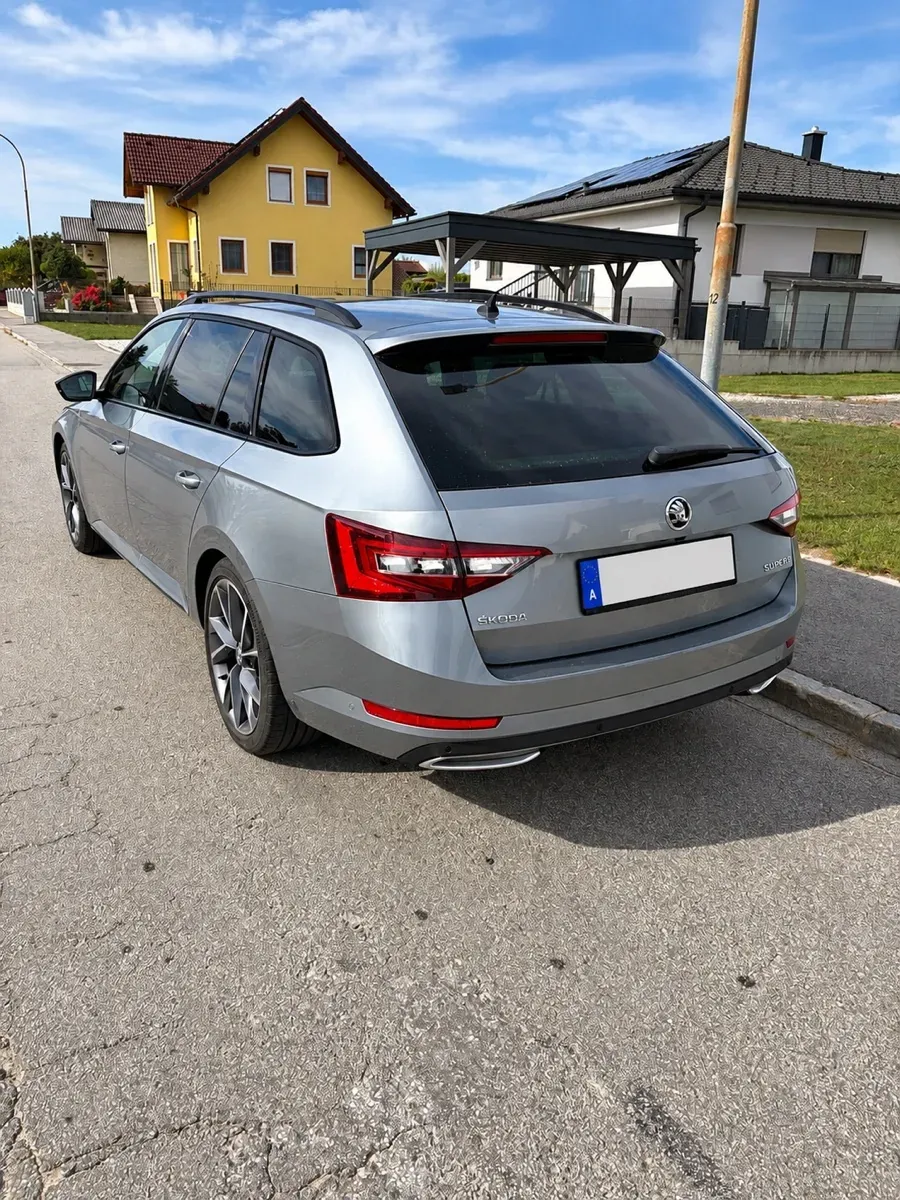 Skoda Superb 2019 photo 3