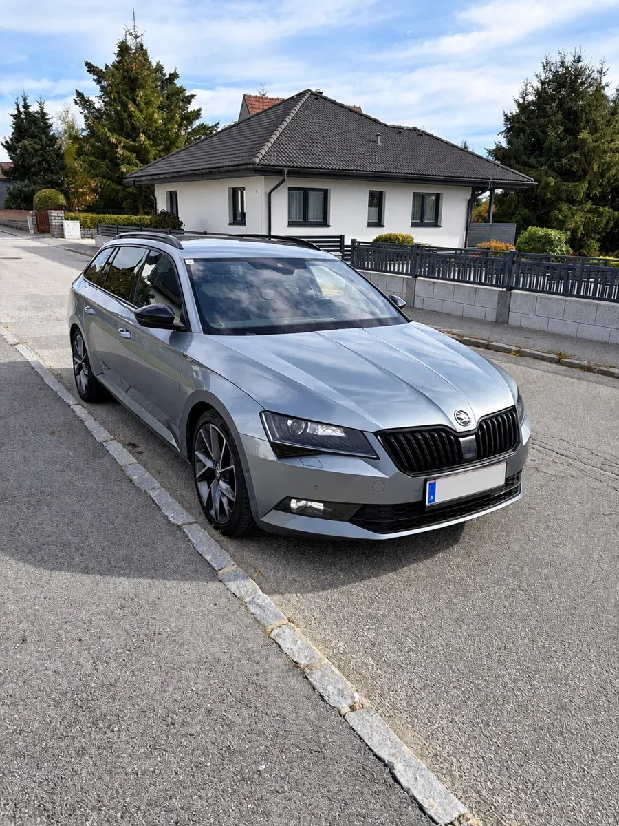 Skoda Superb 2019 photo 2