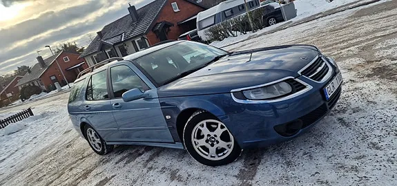 Saab 9-5 2008 photo 2